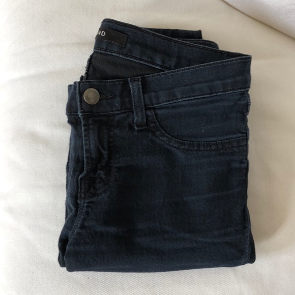 J Brand Pants - J brand super skinny jeggings in pitch, size 26.